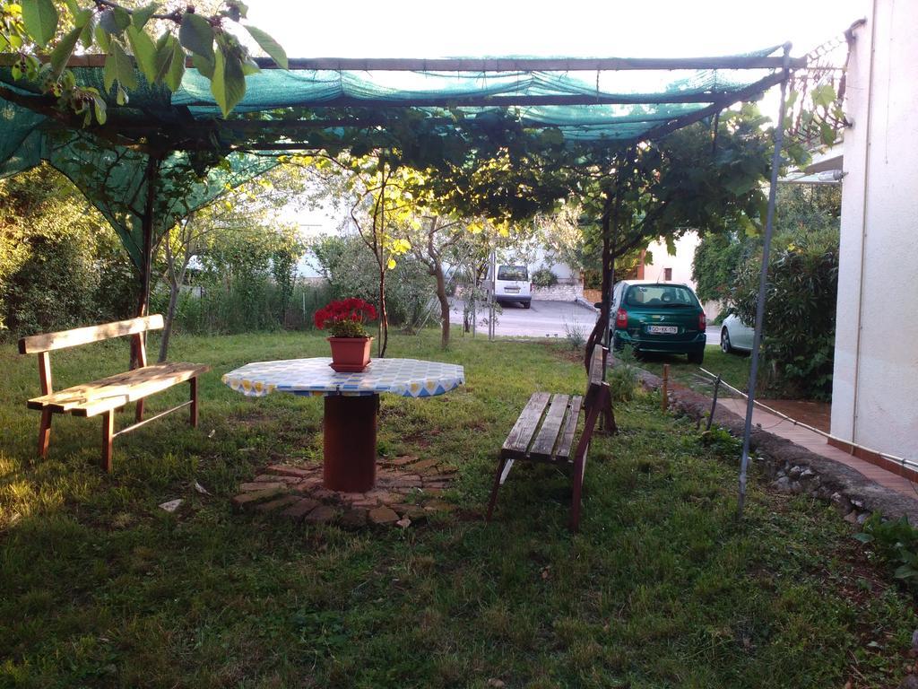 Apartment Studio Zvonka Zambratija  Zewnętrze zdjęcie